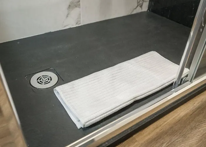 Daire Cucchiari 3b Modena